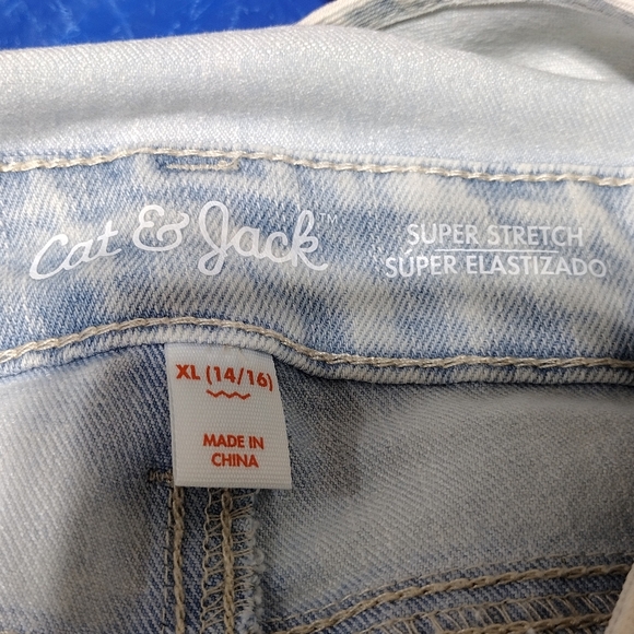 NWT Cat & Jack Girls’ Light Wash Denim Jean Pants Buckle Overalls XL Blue - Picture 8 of 8